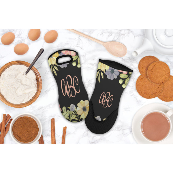 Boho Floral Neoprene Oven Mitt - Lifestyle Image