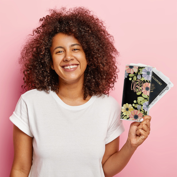 Boho Floral Vinyl Document Holder - LIFESTYLE