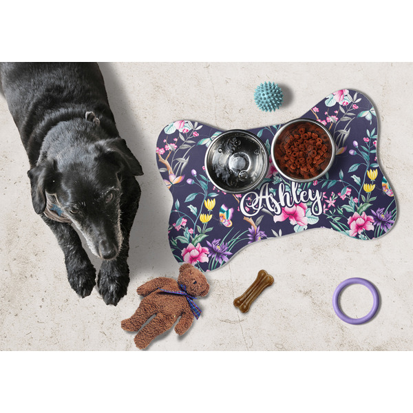 Chinoiserie Bone Shaped Mat w/ Food & Water