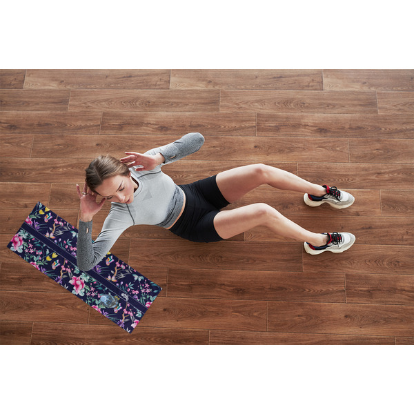 Chinoiserie Cooling Towel- Lifestyle