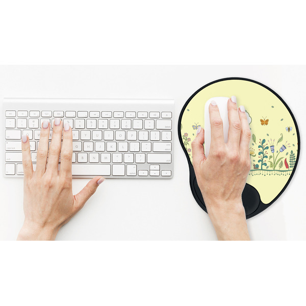 Nature Inspired Mouse Pad with Wrist Rest - LIFESYTLE 2 (in use)
