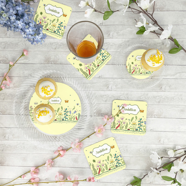 Nature Inspired Plastic Party Dinner Plates - In Context