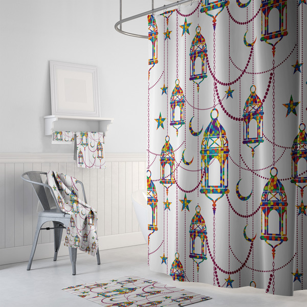 Hanging Lanterns Bath Towel Sets - 3-piece - In Context