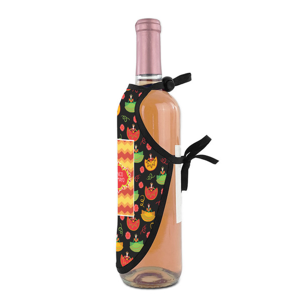 Cinco De Mayo Wine Bottle Apron - DETAIL WITH CLIP ON NECK