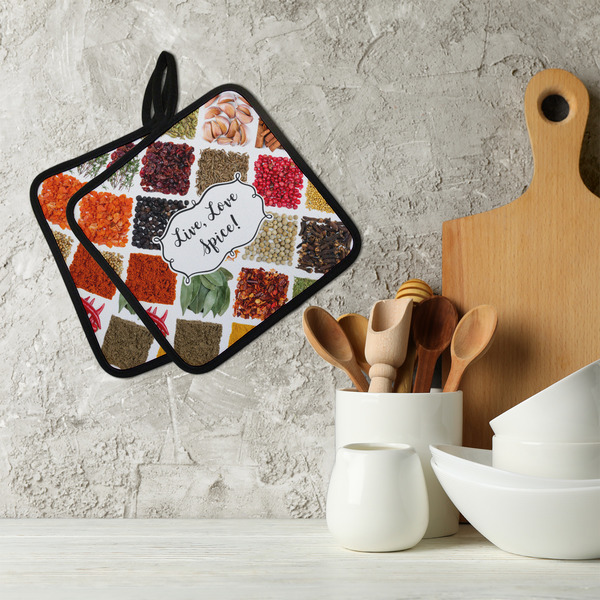Spices Neoprene Pot Holder - Set of 2  LIFESTYLE