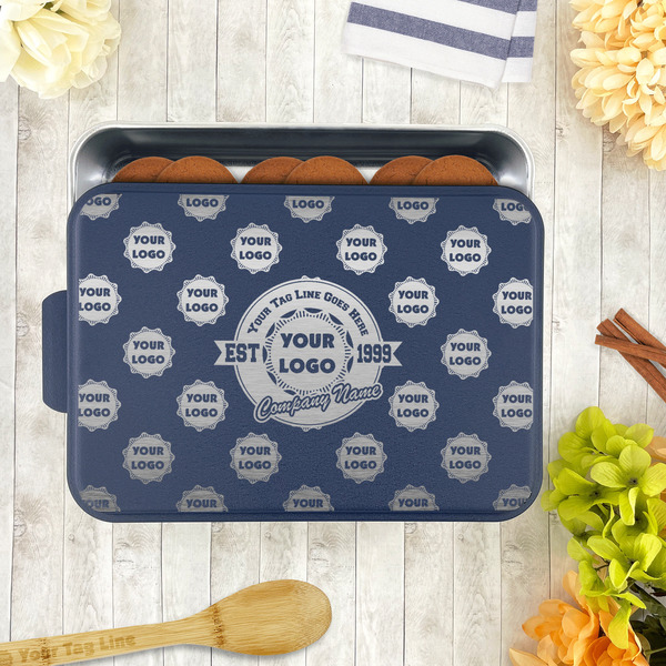 Logo & Tag Line Aluminum Baking Pan - Navy Lid - LIFESTYLE