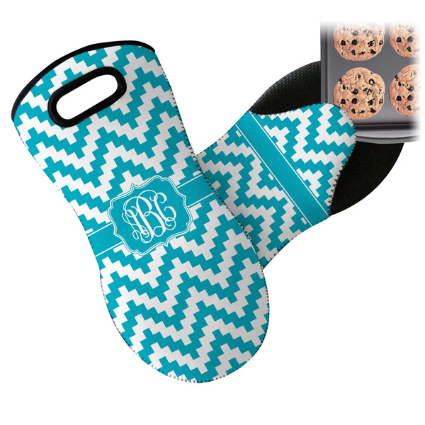 Pixelated Chevron Neoprene Oven Mitt