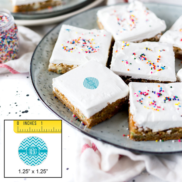 Pixelated Chevron Printed Icing Circle - XSmall - In Context