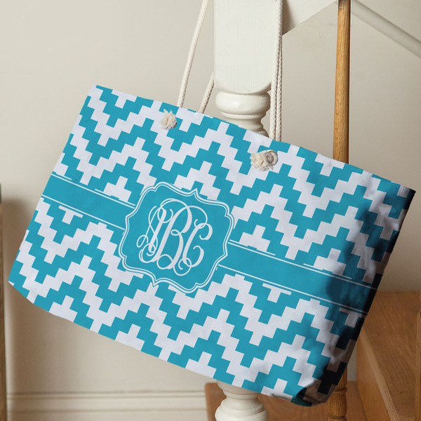 Pixelated Chevron Large Rope Tote - Life Style