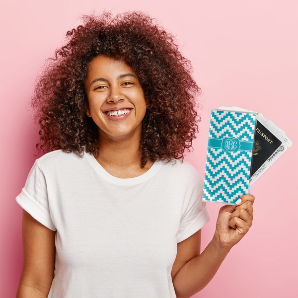 Pixelated Chevron Vinyl Document Holder - LIFESTYLE