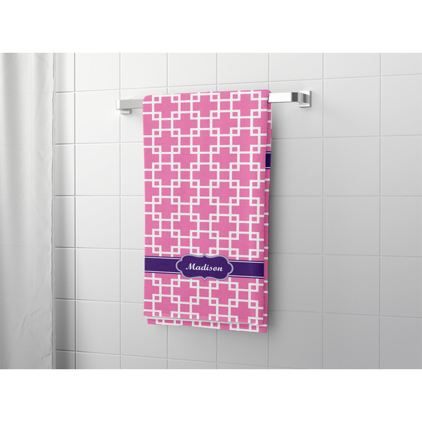 Linked Squares Bath Towel - LIFESTYLE