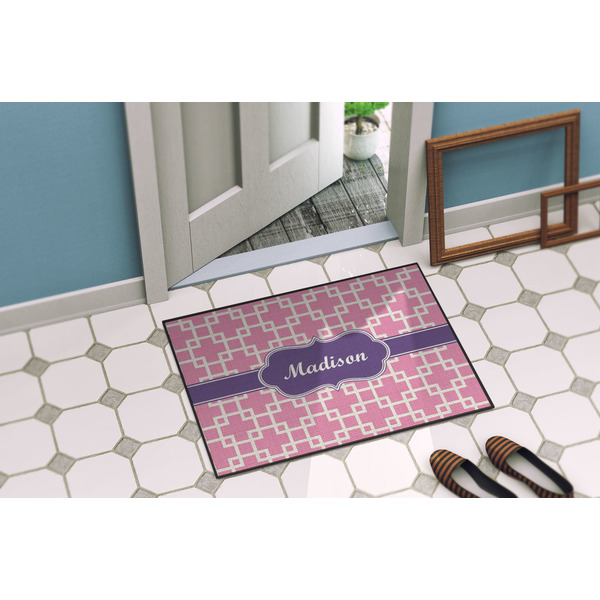 Linked Squares Door Mat Lifestyle
