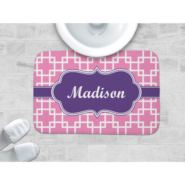 Linked Squares Memory Foam Bath Mat - LIFESTYLE 34x21