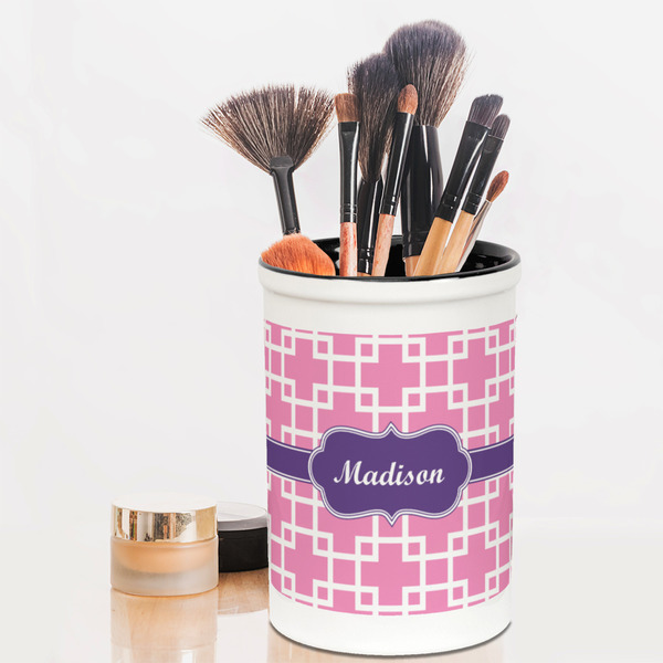 Linked Squares Pencil Holder - LIFESTYLE makeup