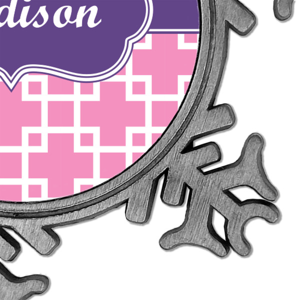 Linked Squares Vintage Snowflake - Detail