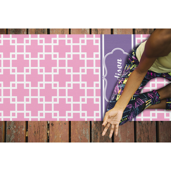 Linked Squares Yoga Mats - LIFESTYLE