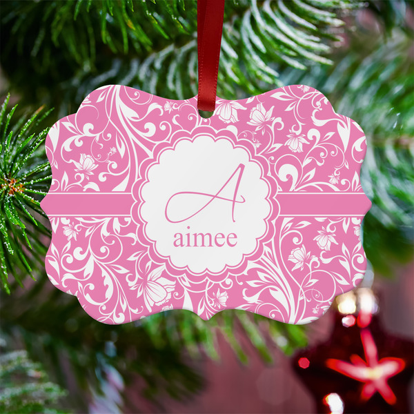 Floral Vine Metal Benilux Ornament - Lifestyle