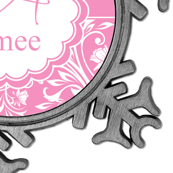 Floral Vine Vintage Snowflake - Detail