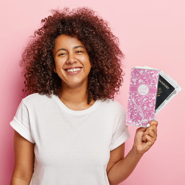 Floral Vine Vinyl Document Holder - LIFESTYLE