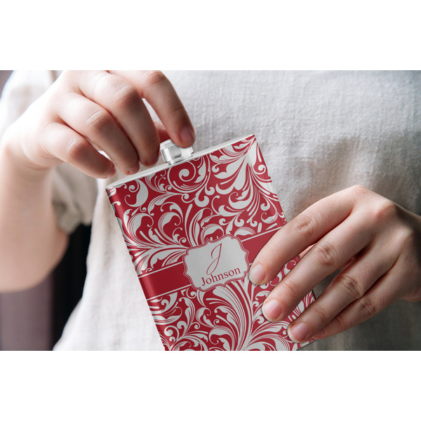 Swirl Stainless Steel Flask - LIFESTYLE 1