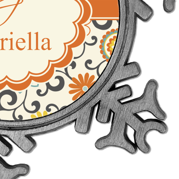 Swirls & Floral Vintage Snowflake - Detail