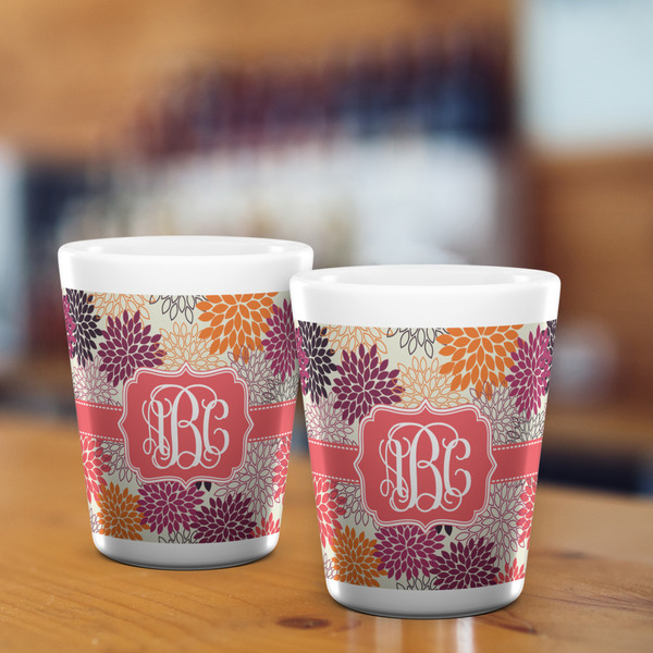 Mums Flower Shot Glass - White - LIFESTYLE