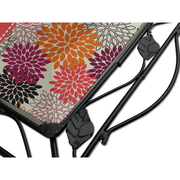 Mums Flower Square Trivet - Detail