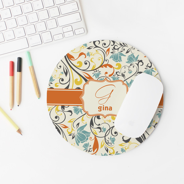 Swirly Floral Round Mousepad - LIFESTYLE 2