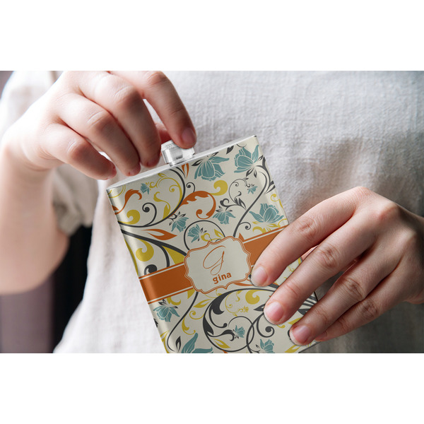 Swirly Floral Stainless Steel Flask - LIFESTYLE 1