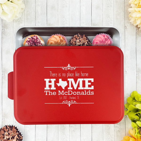 Home State Aluminum Baking Pan - Red Lid - LIFESTYLE