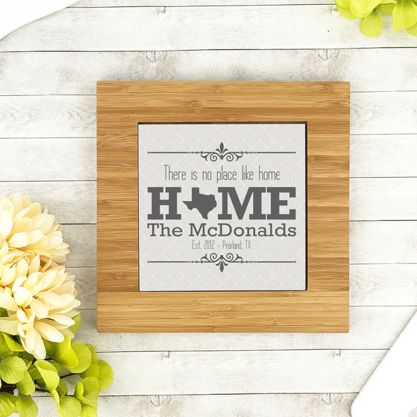 Home State Bamboo Trivet with 6" Tile - LIFESTYLE