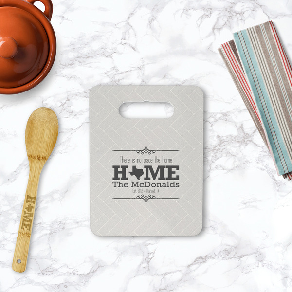Home State Rectangle Trivet with Handle - LIFESTYLE