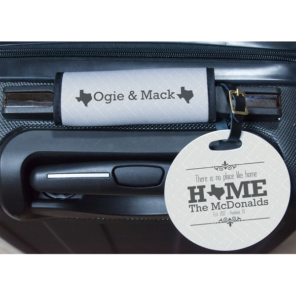 Home State Round Luggage Tag & Handle Wrap - In Context