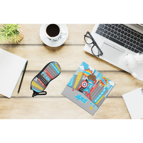 Superhero in the City Eyeglass Case and Cloth Set - LIFESTYLE