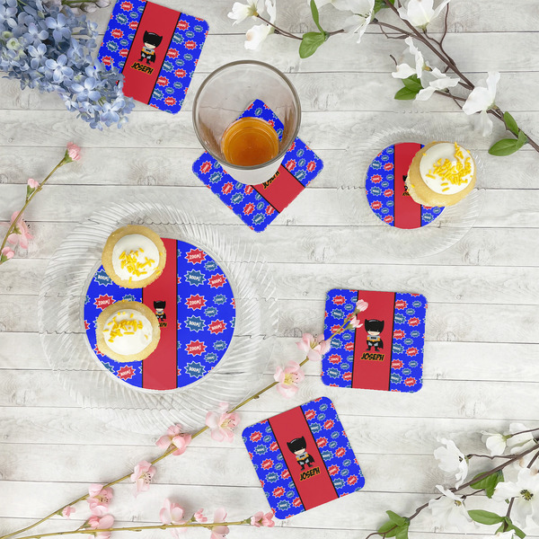 Superhero Plastic Party Dinner Plates - In Context