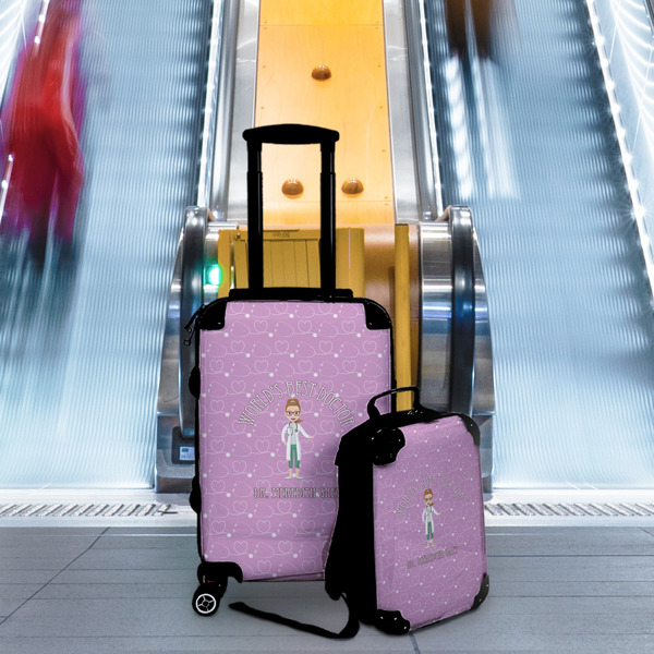 Doctor Avatar Suitcase Set 4 - IN CONTEXT