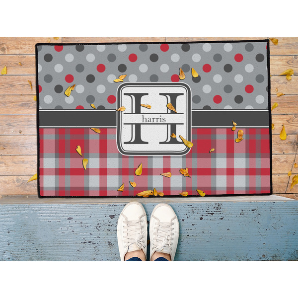 Red & Gray Dots and Plaid Door Mat - LIFESTYLE (Med)