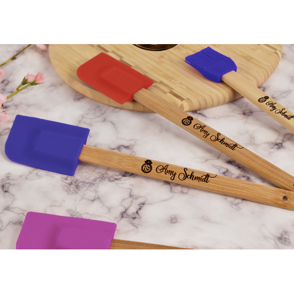 Nurse Silicone Spatula - Blue - Lifestyle