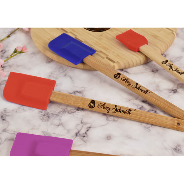 Nurse Silicone Spatula - Red - Lifestyle