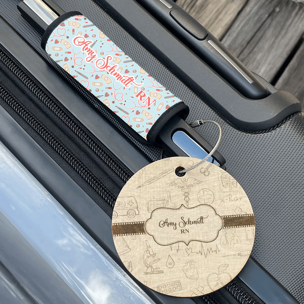 Nurse Wood Luggage Tags - Round - Lifestyle