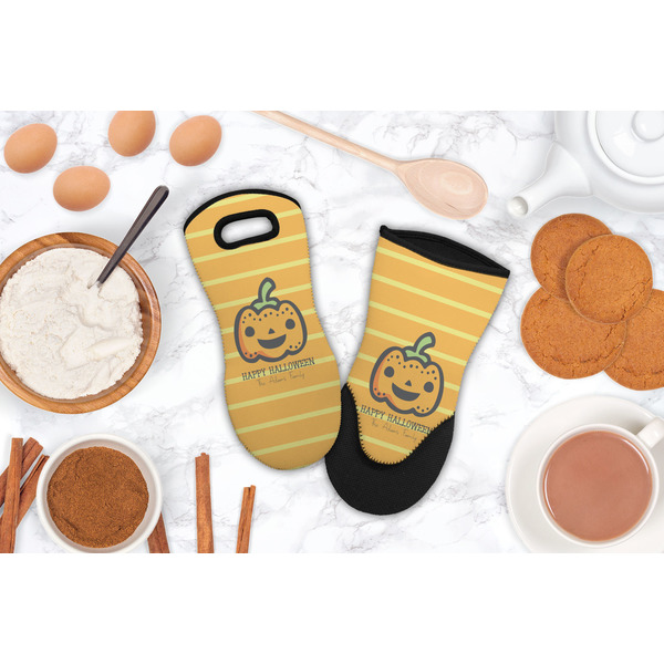 Halloween Pumpkin Neoprene Oven Mitt - Lifestyle Image