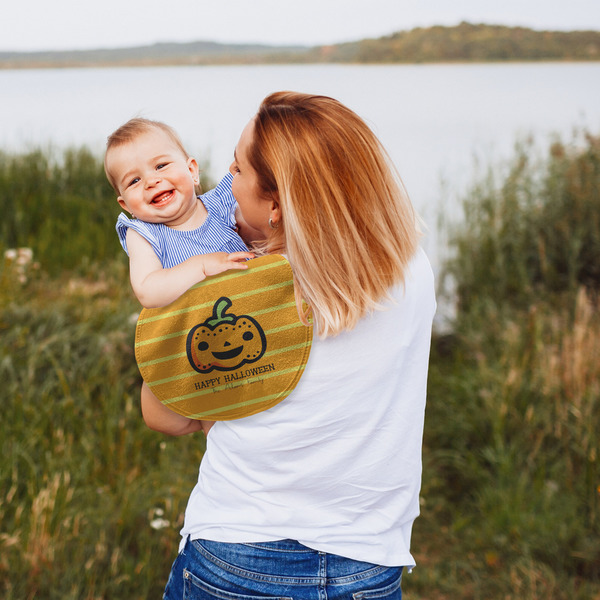 Halloween Pumpkin Peanut Shaped Burp - Lifestyle