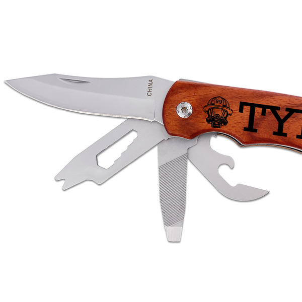 Firefighter Multi-tool - DETAIL (knife end)