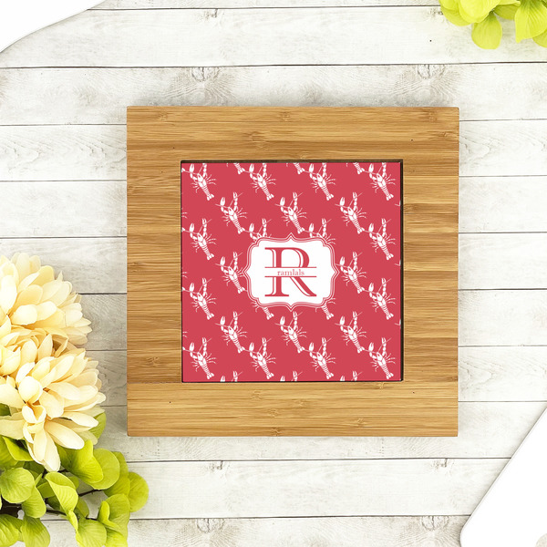 Crawfish Bamboo Trivet with 6" Tile - LIFESTYLE