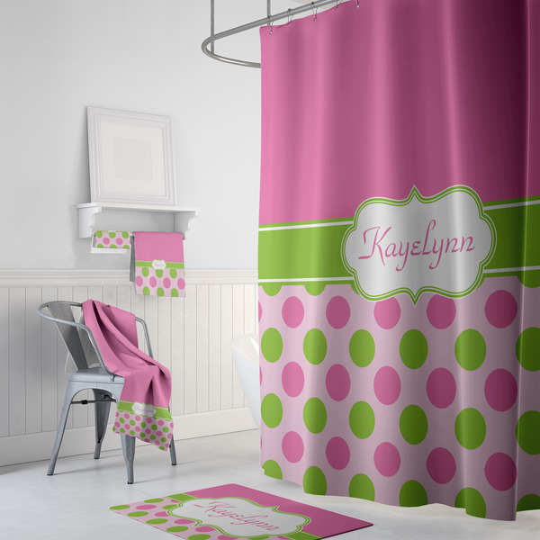 Pink & Green Dots Bath Towel Sets - 3-piece - In Context