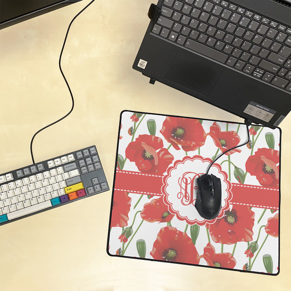 Poppies Medium Gaming Mats - LIFESTYLE