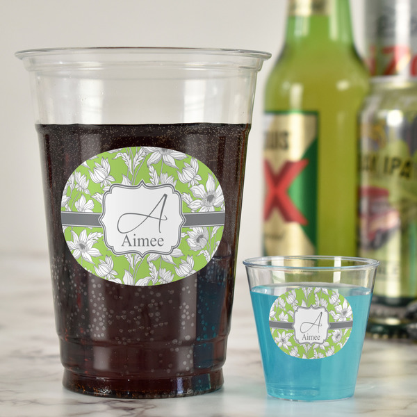 Wild Daisies Party Cups - 16oz - In Context