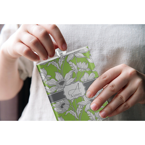 Wild Daisies Stainless Steel Flask - LIFESTYLE 1