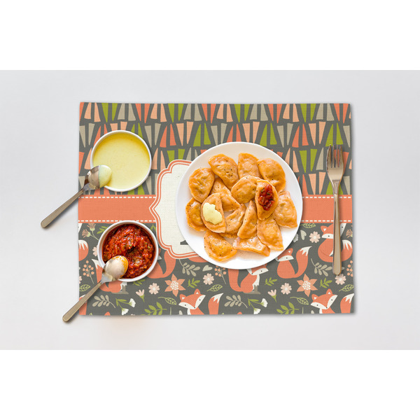 Fox Trail Floral Linen Placemat - Lifestyle (single)
