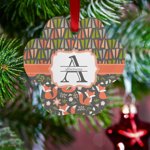 Fox Trail Floral Metal Paw Ornament - Lifestyle